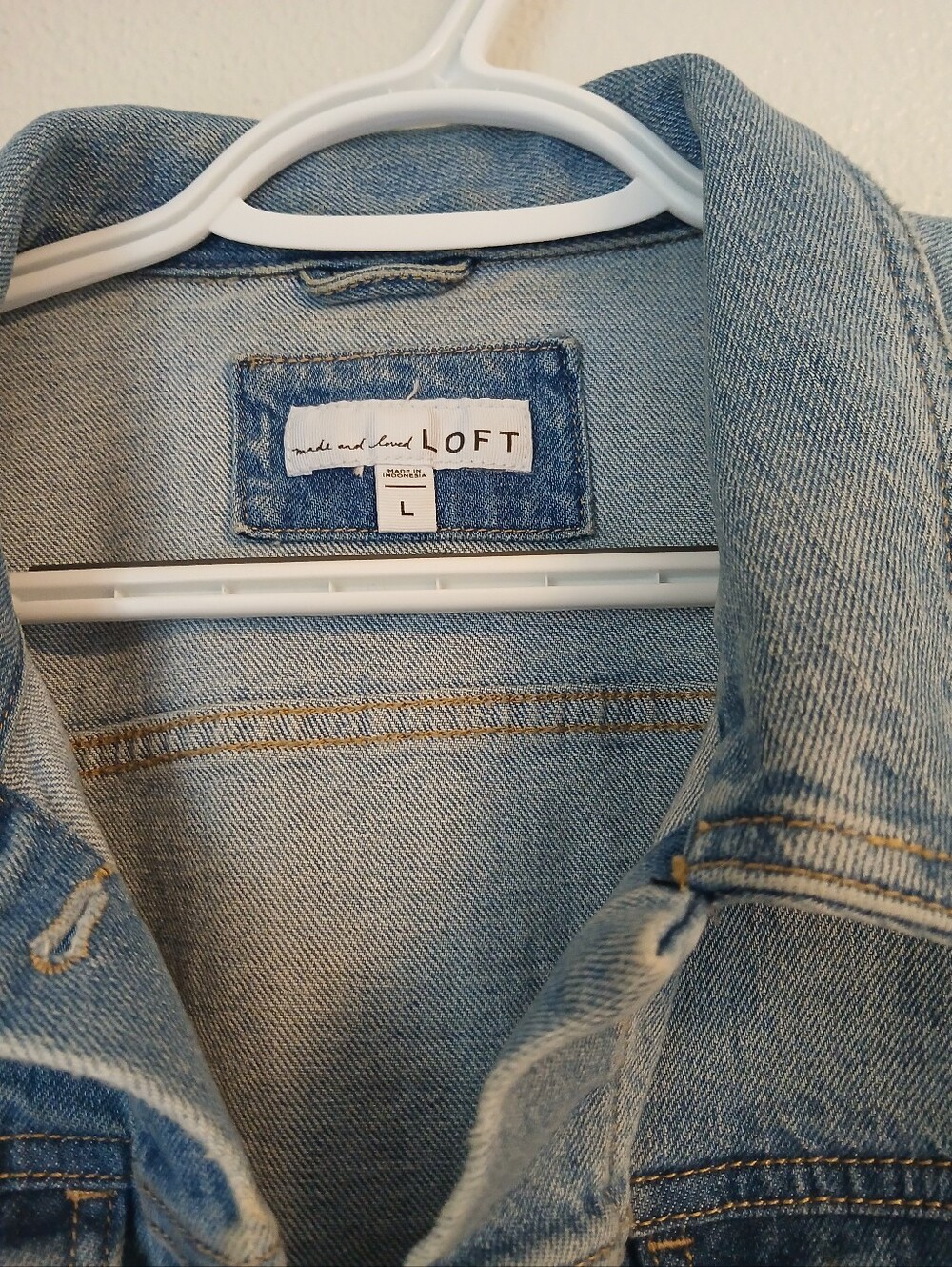 Loft Denim Jacket Size Large - Picture 4 of 5